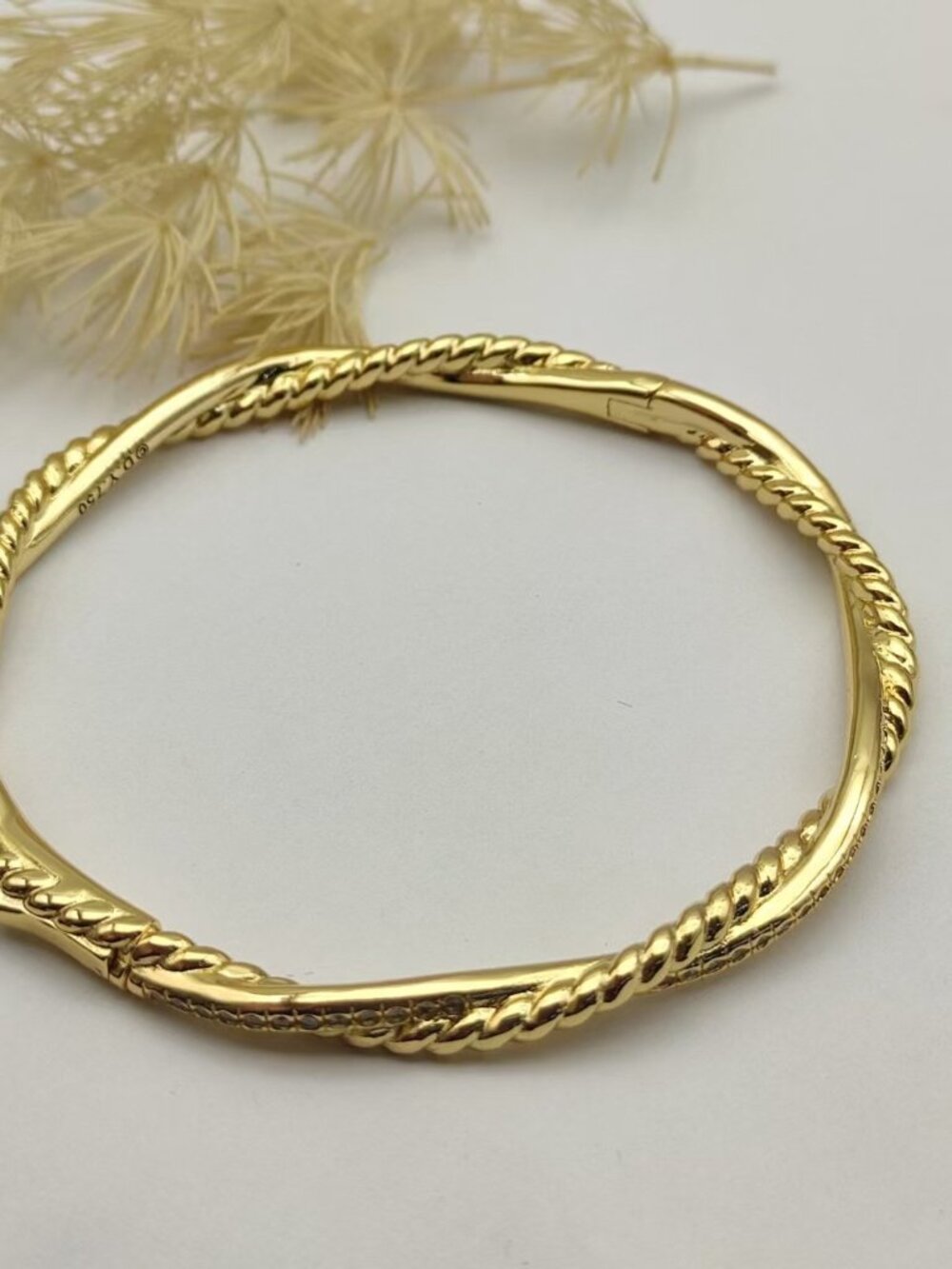 David Yurman Twisted Hinged Gold Cable Bangle Bracelet - Picture 4 of 5